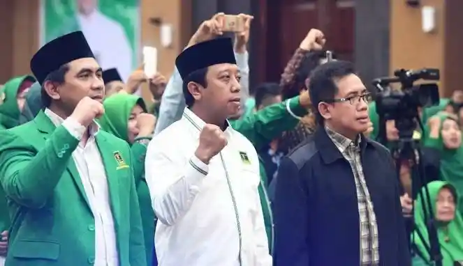 Ketua Umum Dpp Ppp Romahurmuziy Tengah Min